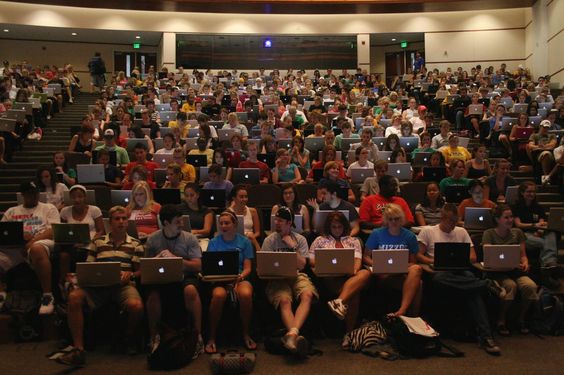 college lecture hall - Google Search | College freshman advice ...